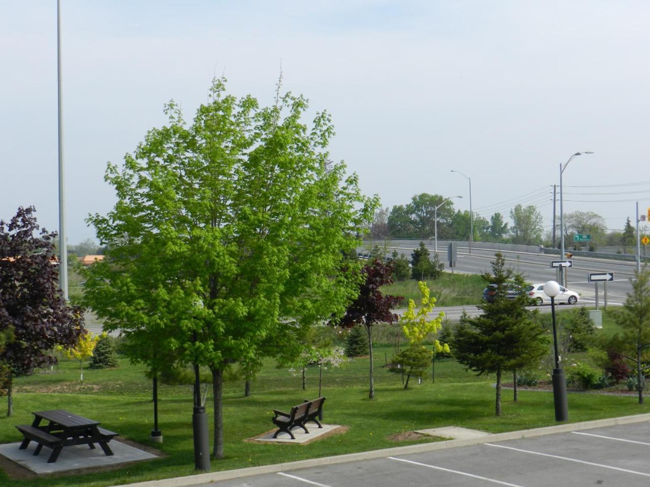 Capri Inn Saint Catharines Exterior photo